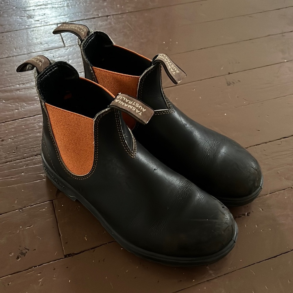 Blundstone boots- great condition